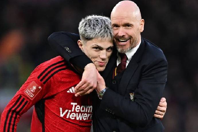 Ba quyết định đúng của HLV Ten Hag giúp MU thắng Liverpool