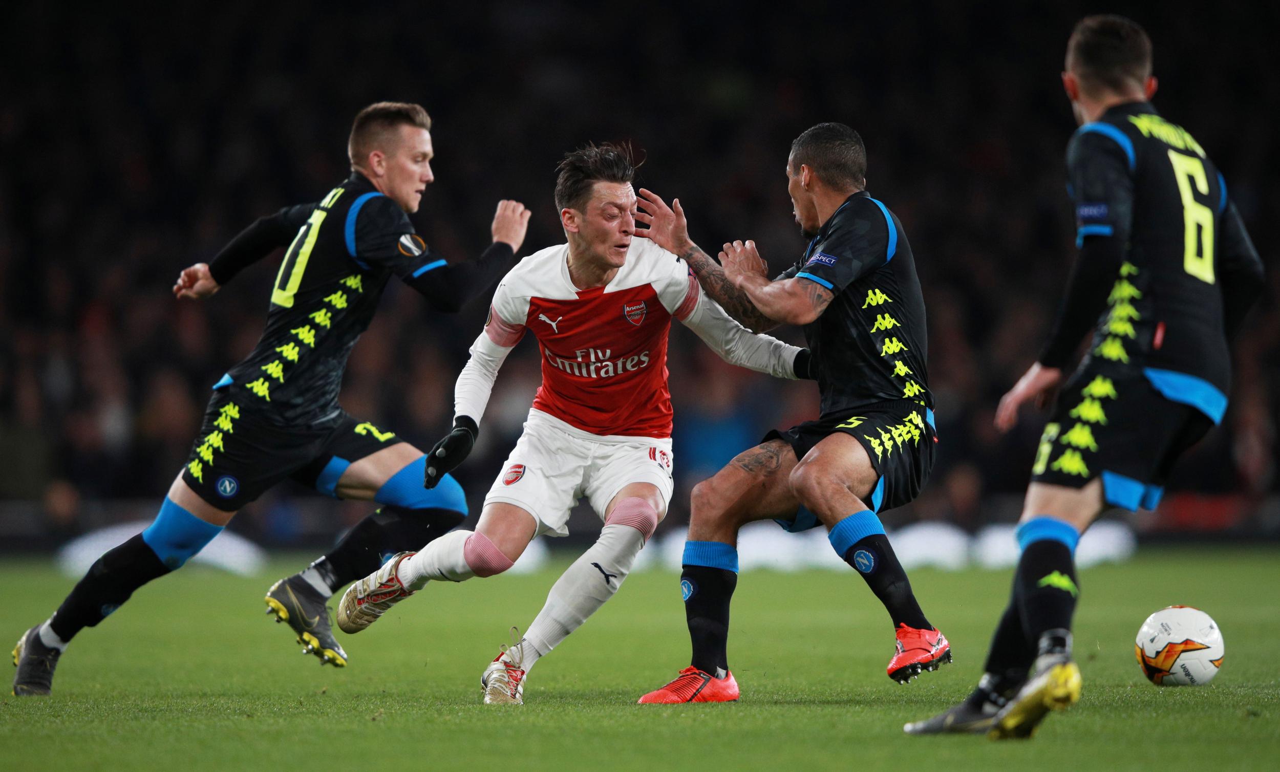 Tỷ lệ b&oacute;ng đ&aacute; C&uacute;p C2 ch&acirc;u &Acirc;u h&ocirc;m nay 18/4: Napoli vs Arsenal