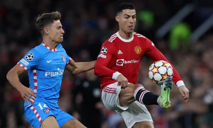 Kh&ocirc;ng được dự Champions League, sếp lớn Man United vẫn đ&ograve;i quyền lợi khiến NHM cho&aacute;ng v&aacute;ng