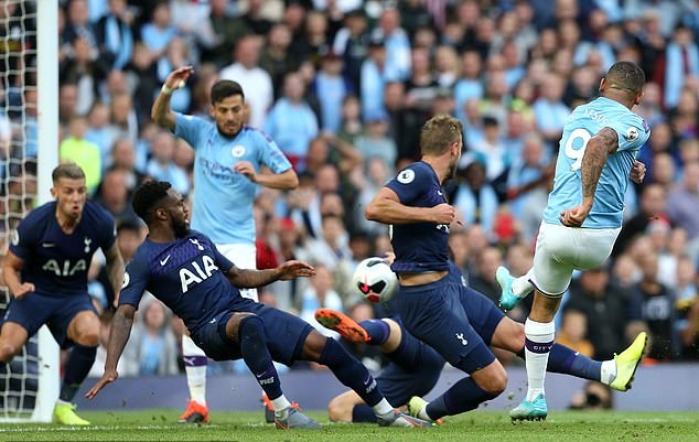 Xem lại Man City vs Tottenham (Premier League, Ngoại hạng Anh v&ograve;ng 2)