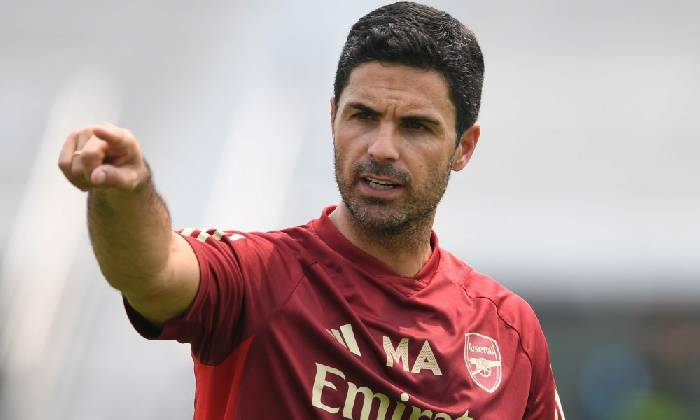 'Arsenal t&igrave;m đội kh&aacute;c m&agrave; mua, sao thiếu ai cũng hỏi bọn t&ocirc;i vậy'