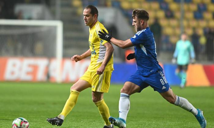 Nhận định, soi k&egrave;o Petrolul Ploiesti vs U Craiova 1948, 22h30 ng&agrave;y 18/8