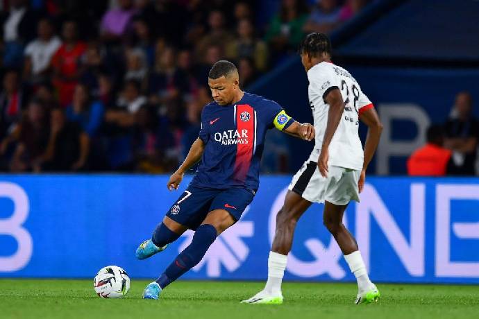 Soi kèo phạt góc PSG vs Dortmund, 2h00 ngày 20/9