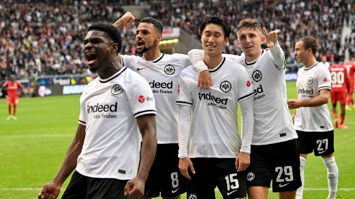 Soi kèo tài xỉu Stuttgart Kickers vs Frankfurt hôm nay, 23h ngày 18/10