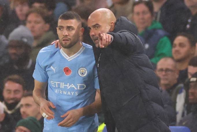 Sau khi Everton bị trừ điểm, đến lượt Man City, Chelsea c&oacute; nguy cơ xuống hạng