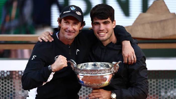 Carlos Alcaraz chia tay HLV Juan Carlos Ferrero sau 7 năm gắn b&oacute;