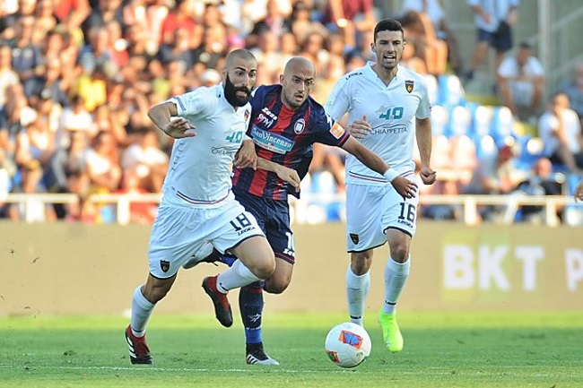 Nhận định Cosenza Calcio 1914 vs Crotone, 3h00 ng&agrave;y 21/1