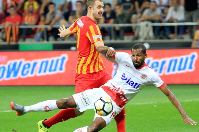 Nhận định b&oacute;ng đ&aacute; Fenerbahce vs Kayserispor, 0h00 ng&agrave;y 21/3