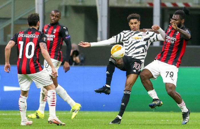 Tại sao HLV Solskjaer thay Rashford bằng Pogba ở trận thắng Milan?