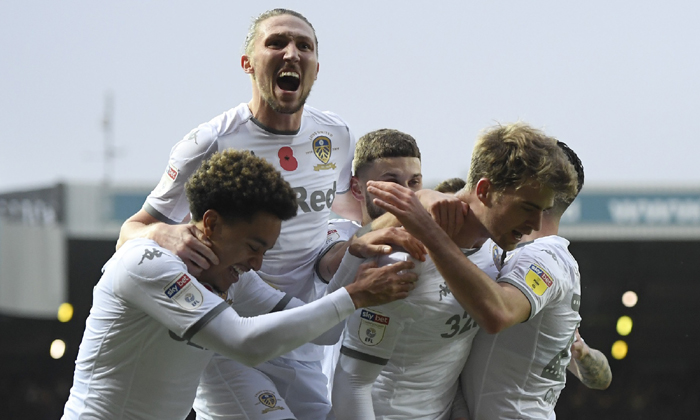 Lên đá Ngoại hạng Anh mùa sau, Leeds nhận thưởng khủng