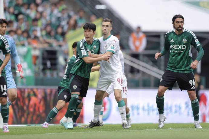 Nhận định, soi kèo Jeonbuk Hyundai vs Daejeon, 17h30 ngày 21/7: Bám đuổi Top1