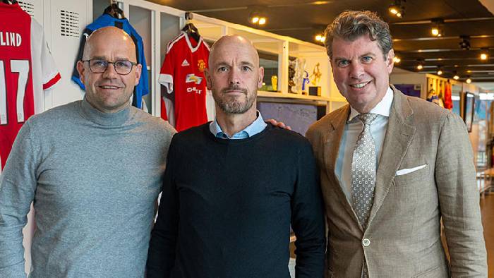 Căng! Nhân viên tố cáo 'phe Ten Hag' lợi dụng M.U để 'trục lợi'