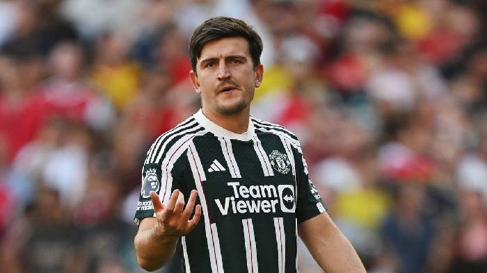 Man United 'thua đau', Maguire có hành động làm CĐV 'khó chịu'