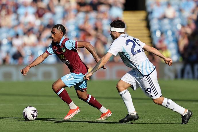 Siêu máy tính dự đoán Burnley vs Nottingham, 21h00 ngày 20/9