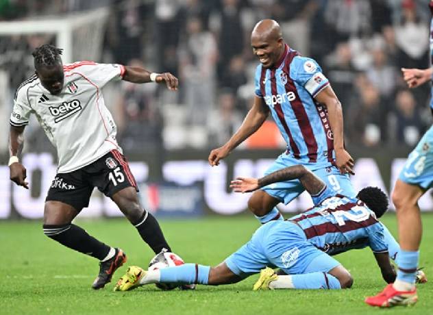 Soi kèo góc Trabzonspor vs Besiktas, 00h00 ngày 20/10