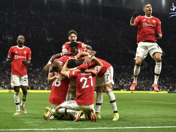 Đội h&igrave;nh ra s&acirc;n ch&iacute;nh thức Watford vs MU, 22h ng&agrave;y 20/11