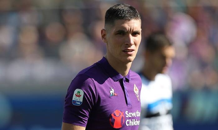 MU chi đậm đưa &lsquo;t&ograve;a th&aacute;p&rsquo; 1m95 về đ&aacute; cặp với Harry Maguire