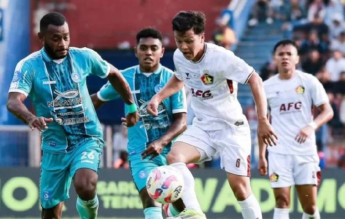 Nhận định, soi k&egrave;o PSBS Biak Numfor vs Persik Kediri, 15h30 ng&agrave;y 21/2: Tiếp tục gieo sầu