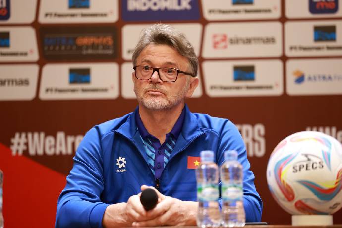 HLV Troussier: ‘Indonesia là thử thách lớn nhưng Việt Nam sẽ chiến thắng’