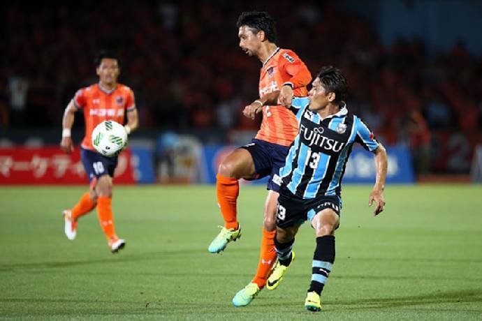 Nhận định, soi k&egrave;o Oita Trinita vs Zweigen Kanazawa, 17h00 ng&agrave;y 20/4