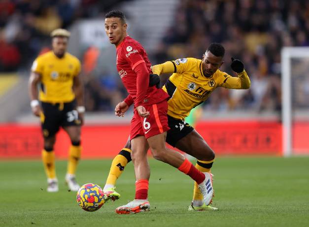 Soi kèo phạt góc Liverpool vs Wolves, 22h ngày 22/5