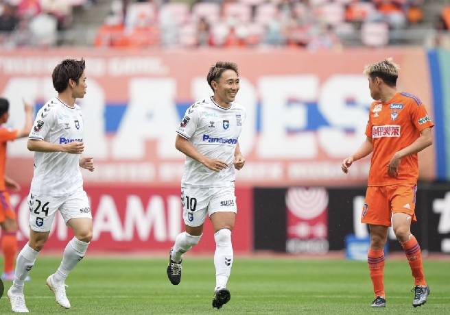 Nhận định, soi k&egrave;o Avispa Fukuoka vs Albirex Niigata, 14h00 ng&agrave;y 21/6: Thắng tiếp lượt về