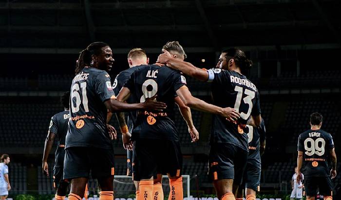 Soi kèo góc Torino vs Cagliari, 23h30 ngày 21/8