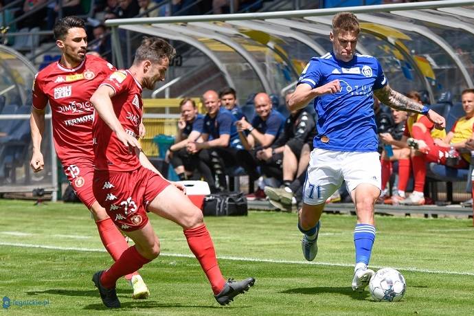 Soi k&egrave;o t&agrave;i xỉu Widzew Lodz vs Miedz Legnica h&ocirc;m nay 1h30 ng&agrave;y 22/10