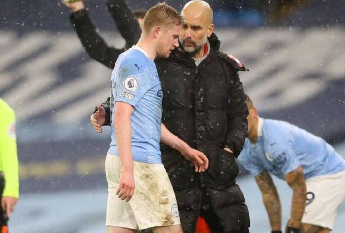 Man City mất 2 ngôi sao trong trận thắng Aston Villa