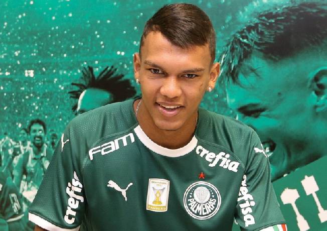 Tin chuyển nhượng tối 21/1:  MU tranh 'Neymar mới' c&ugrave;ng Barca v&agrave; Man City