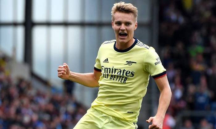 Ben Knapton dự đo&aacute;n Arsenal vs Burnley, 21h ng&agrave;y 23/1