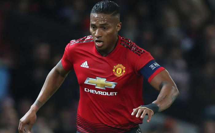 Ng&ocirc;i sao đầu ti&ecirc;n x&aacute;c nhận chia tay MU