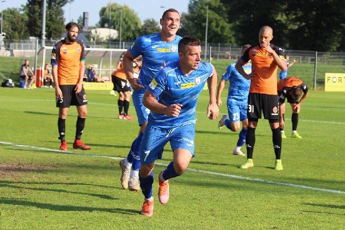 Máy tính dự đoán bóng đá 22/5: Chrobry Glogow vs Skra Czestochowa