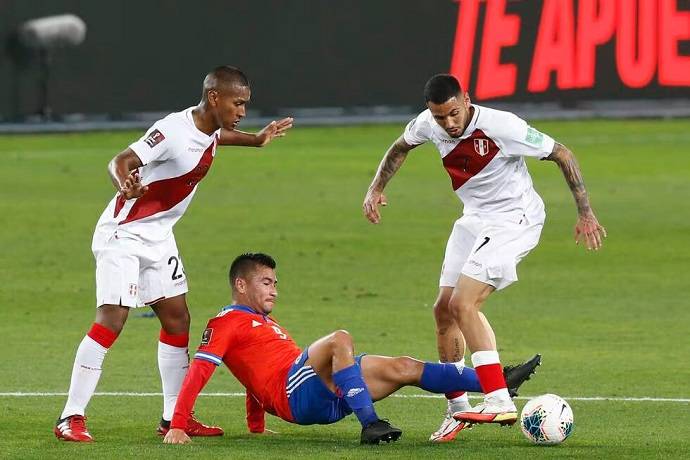 Soi k&egrave;o hiệp 1 Peru vs Chile, 7h00 ng&agrave;y 22/6