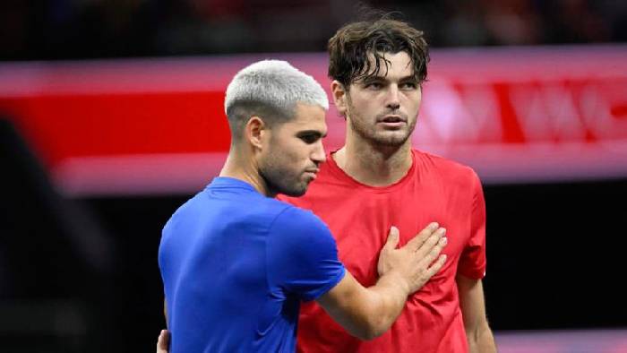 Alcaraz v&agrave; Zverev g&acirc;y thất vọng, đội ch&acirc;u &Acirc;u to&agrave;n thua ng&agrave;y thi đấu thứ 2 ở Laver Cup