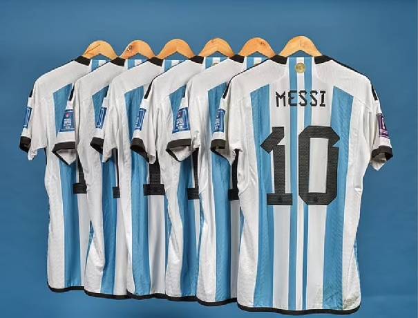 Áo đấu của Messi phá kỷ lục thế giới?