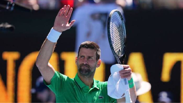 Djokovic v&agrave;o v&ograve;ng 3 &Uacute;c Mở rộng 2026, tiến s&aacute;t cột mốc 400 chiến thắng ở Grand Slam
