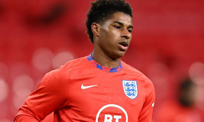 Marcus Rashford vẫn tập trung c&ugrave;ng ĐT Anh d&ugrave; chấn thương