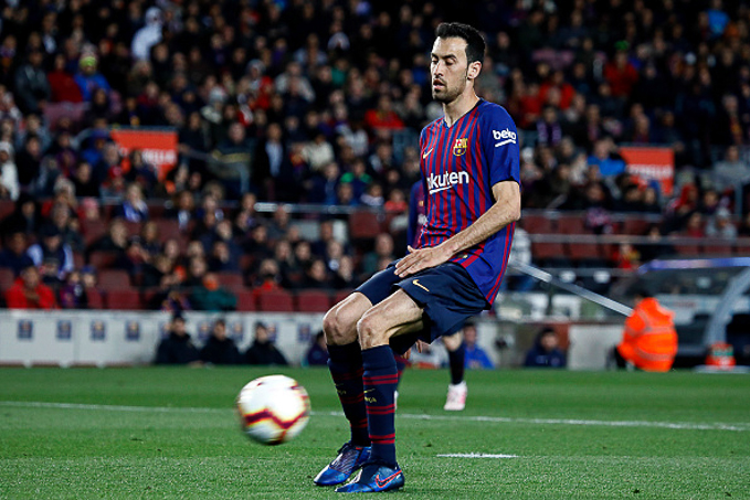 Trụ cột Barca không muốn dừng sự nghiệp ở Nou Camp