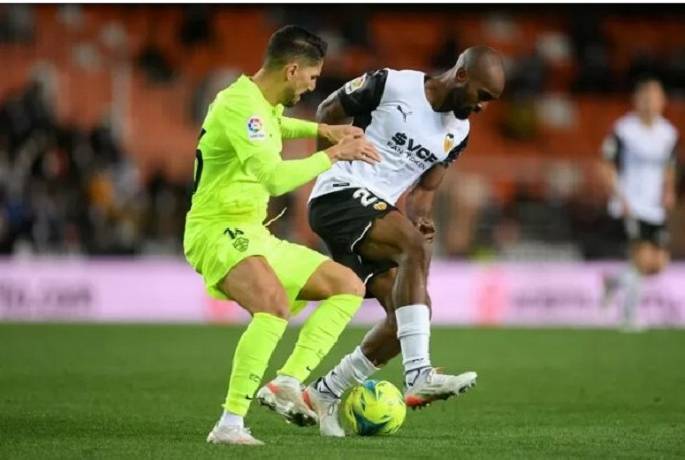 Nhận định, soi kèo Elche vs Valencia, 19h00 ngày 23/4
