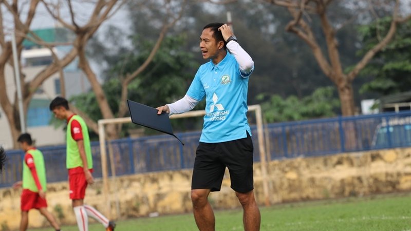 Thất bại liên tiếp, HLV Lê Đức Tuấn từ chức ở Phù Đổng FC