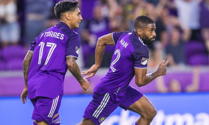 Soi kèo phạt góc Austin vs Orlando, 7h07 ngày 23/5