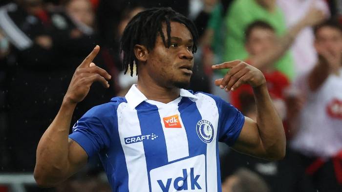 Thần đồng phũ ph&agrave;ng từ chối, ch&ecirc; Arsenal kh&ocirc;ng c&oacute; cửa v&ocirc; địch