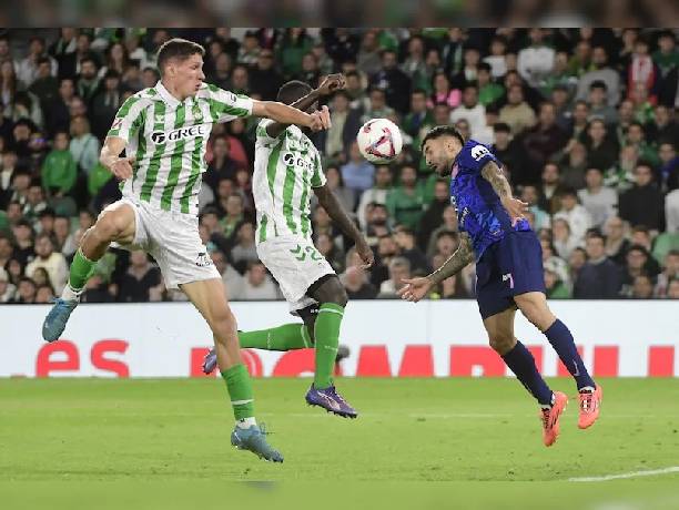 Soi kèo phạt góc Real Betis vs Valencia,02h00 ngày 24/5