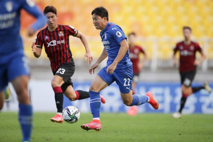 Phân tích kèo hiệp 1 Seoul vs Ulsan, 17h30 ngày 22/6