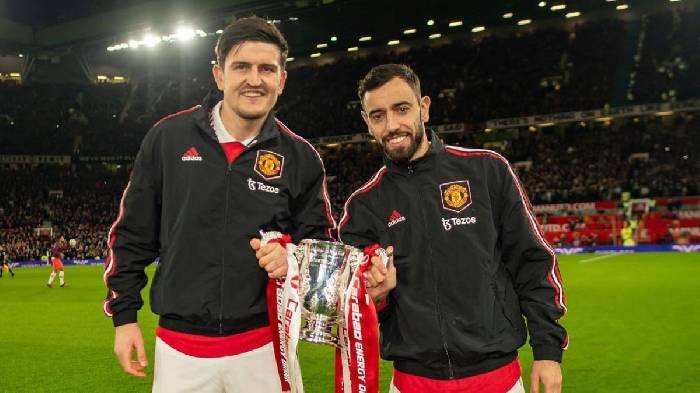 Erik ten Hag tiết lộ lý do chọn Bruno Fernandes làm đội trưởng