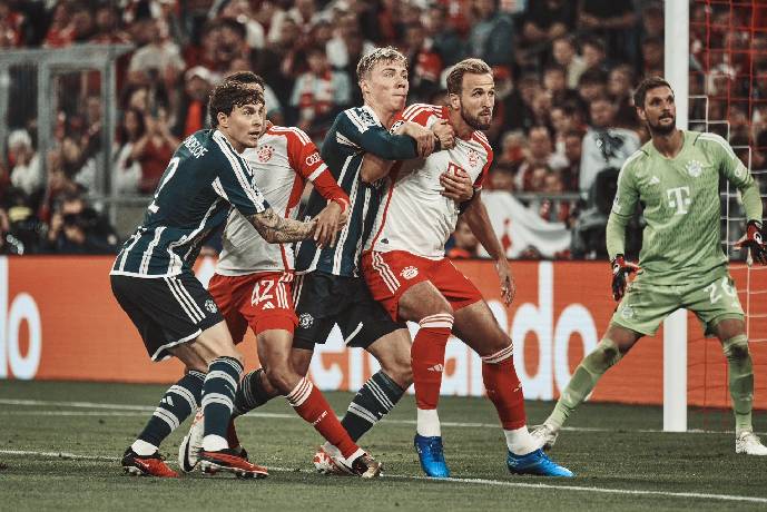 Sếp lớn M.U dứt khoát: 'Cậu ta không hết cửa ở Old Trafford'