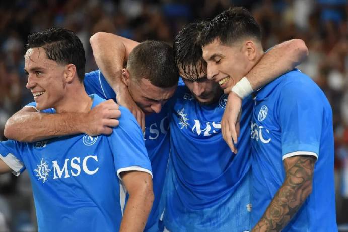 Soi kèo góc Napoli vs Pisa, 01h45 ngày 23/9