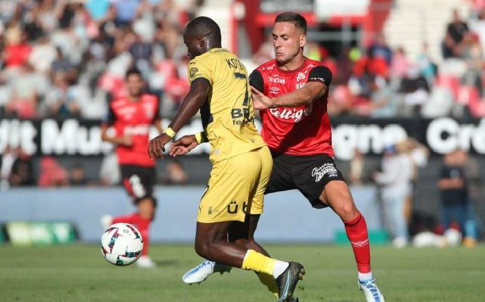 Nhận định, soi kèo Pau vs Nimes, 0h ngày 23/10