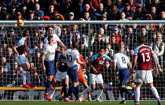 Video Burnley 2-1 Tottenham (Premier League, Ngoại hạng Anh v&ograve;ng 27)